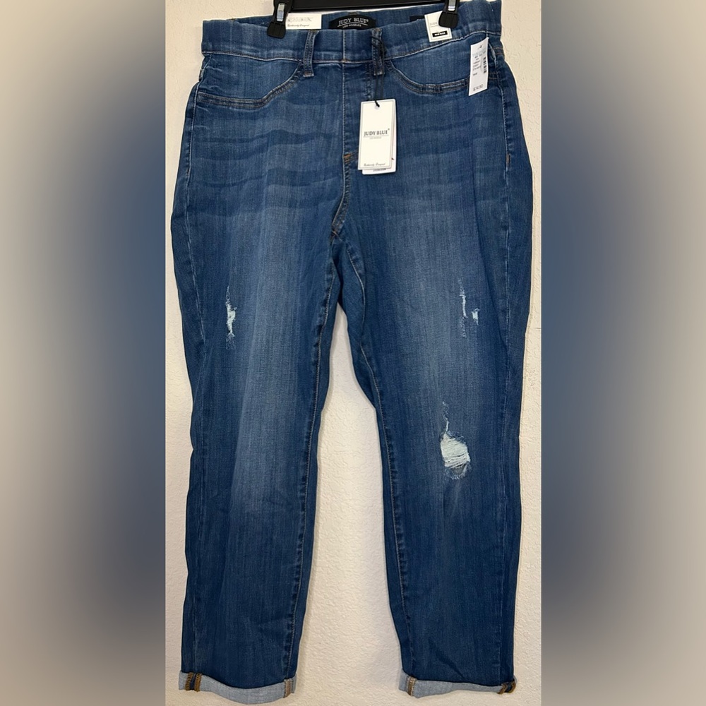 Judy Blue Jeans 14 Mid Rise Boyfriend Ripped Jeans - Size 14W New With Tags - Picture 3 of 9